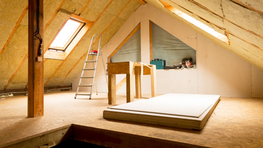 5 Reasons to Insulate Your Attic